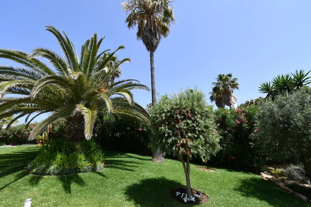 Villa With Separate Apartment El Faro