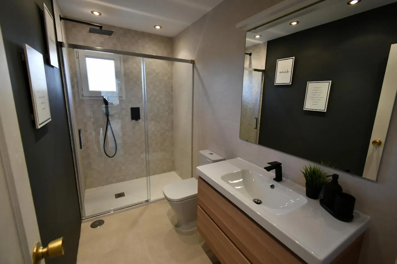 Villa With Separate Apartment El Faro 0*,